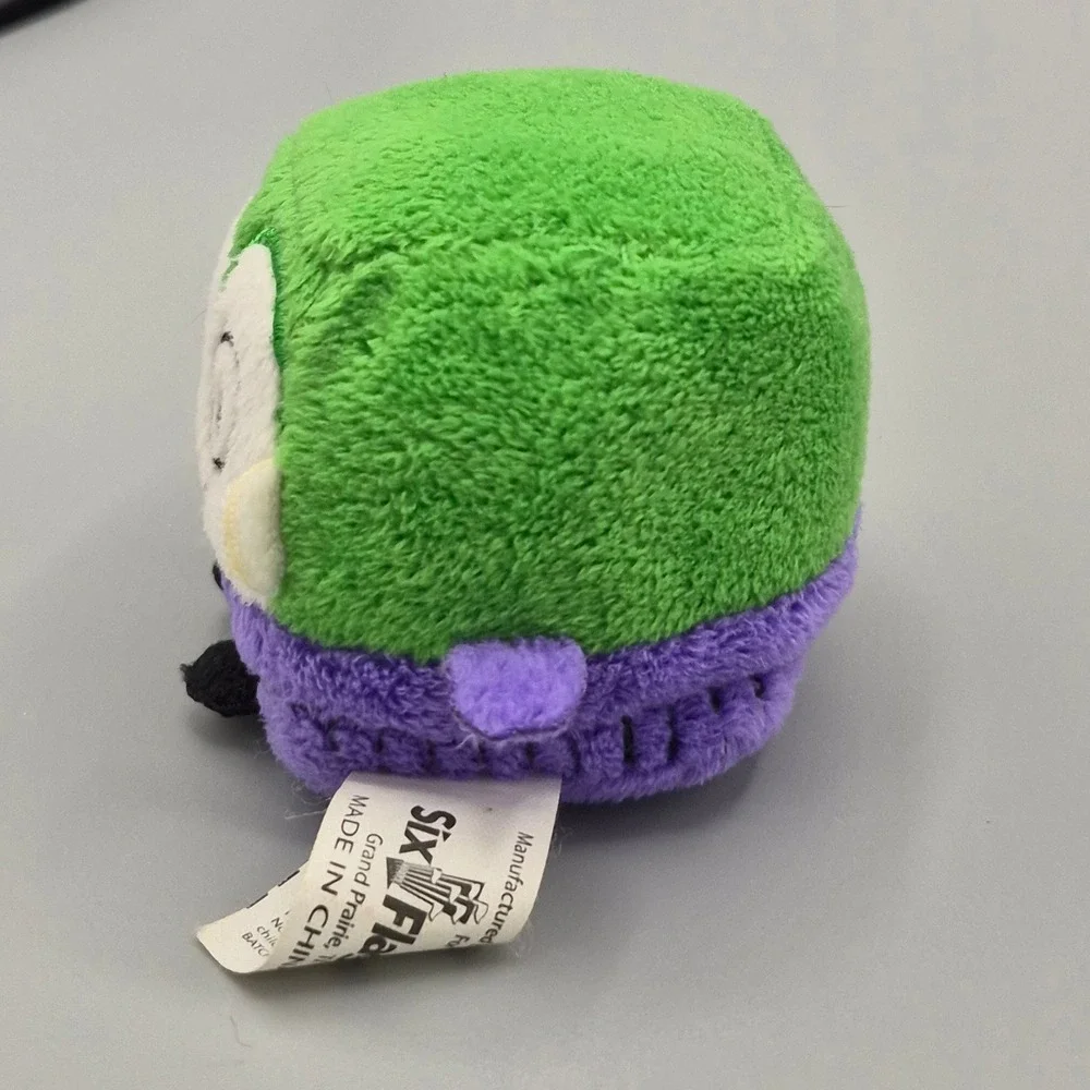 Six Flags DC Comics The Joker Plush Bean Bag Tsum Tsum Style Green Purple Batman